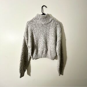 Hollister Super Cozy Grey Sweater Size Small